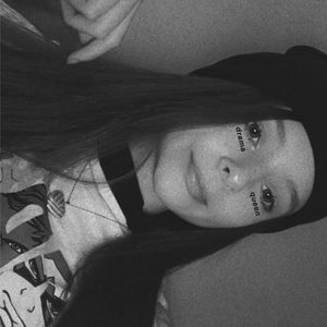 Meet your Posher, Candace